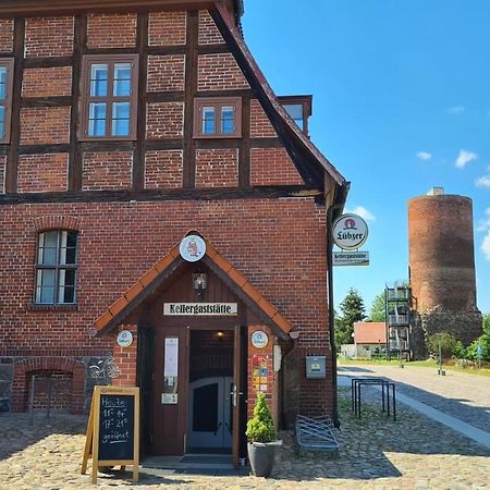 Schloss Rothenklempenow Exterior foto