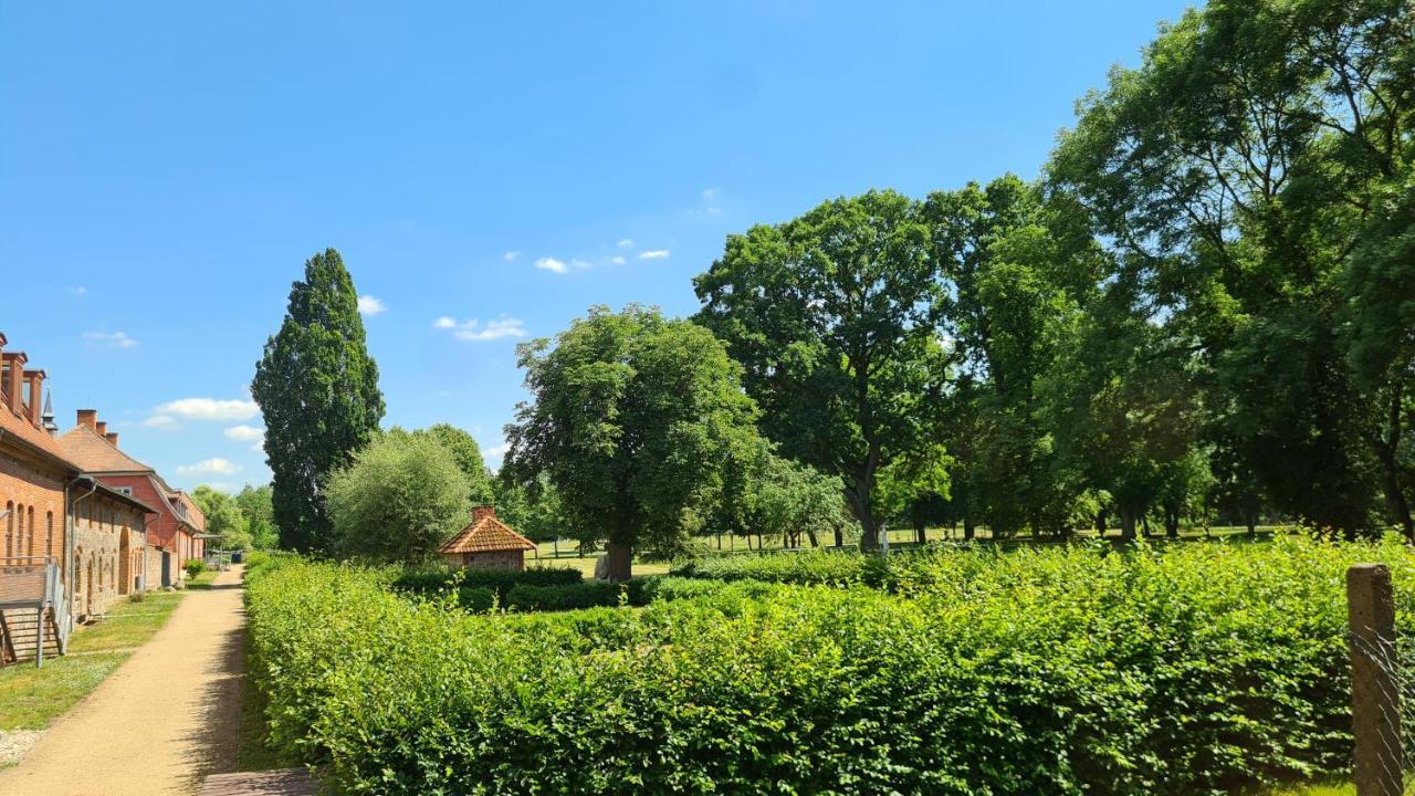 Schloss Rothenklempenow Exterior foto